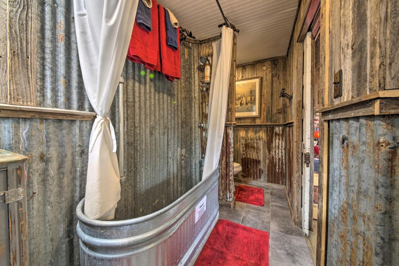 Snuggle Inn Wimberley Cabin With Fire Pit And Deck Экстерьер фото